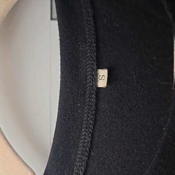 Schitt's Creek Rose Apothecary Short Sleeve T-Shirt - Picture 3 of 4